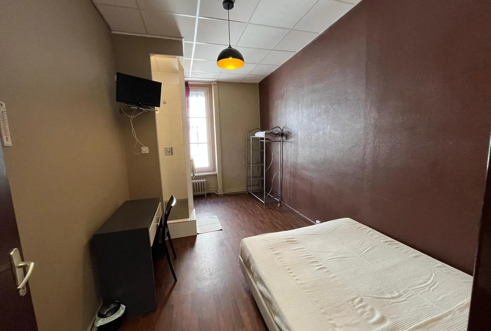 Hotel D Enghien Lyon 0*,